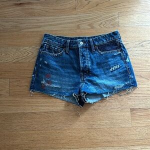 Old navy Jean shorts never worn size 6